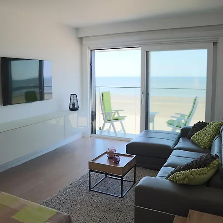 Apartment Lombardie 0802 With Beautiful Sea Views Nieuwpoort